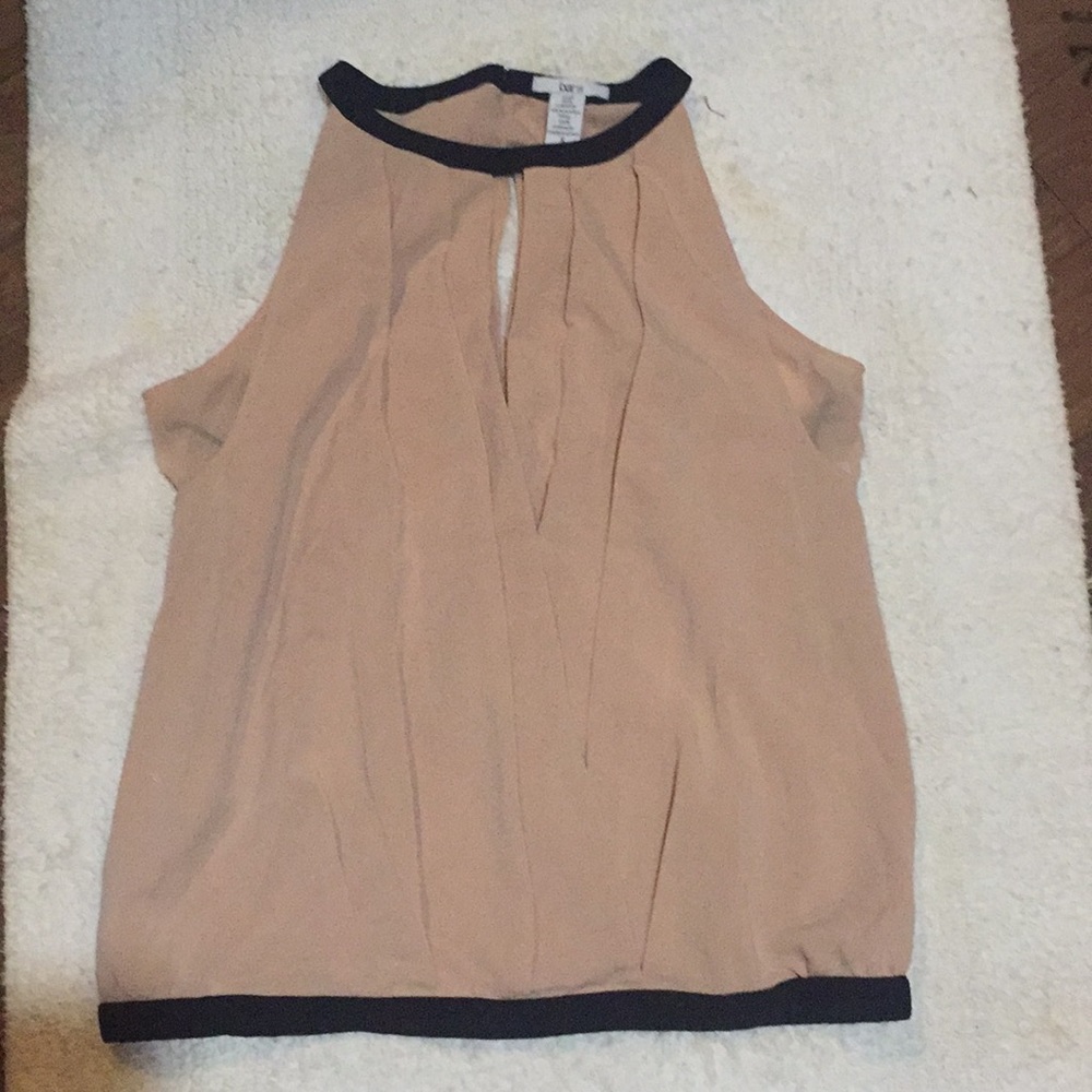 Women top
